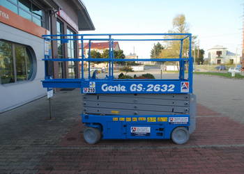 Podnośnik nożycowy GENIE GS 2632 210 podest ruchomy nożycowy
