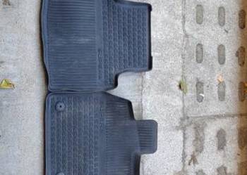 Dywaniki gumowe oryginalne Skoda Superb III Dywaniki gumowe oryginalne Skoda Superb III