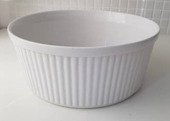 Biała ceramiczna forma do zapiekania Soufflé 23 cm