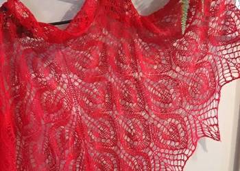 Chusty robione na drutach