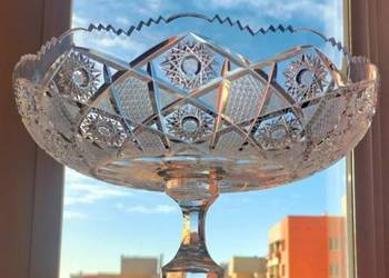 Piękna, wielka, patera Bohemia.