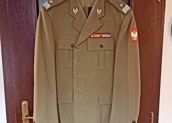 Wojskowy mundur generalski - marynarka i spodnie