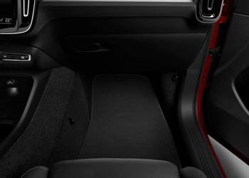 VOLVO XC40 EX40 dywaniki welurowe komplet dywany czarne 31469312 OE
