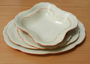 PORCELANA KPM,  2 półmiski, salaterka miska i talerz PORCELANA KPM,  2 półmiski, salaterka miska i talerz