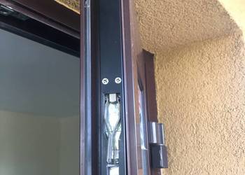 Naprawa drzwi Chocianów tel: 733 086 241