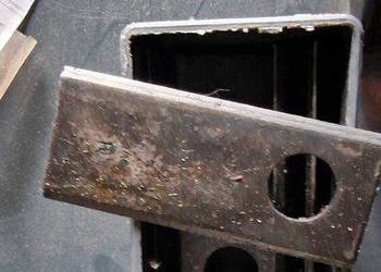 Noże do kosiarki  - 300 sztuk  93x40x3 mm