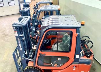 Sprzedam Wózek widłowy Gazowy GOODSENSE przesuw NOWY UDT
