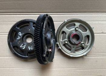 koło zębate wałka rozrządu RF7J 10600 pompy wakum vacum
