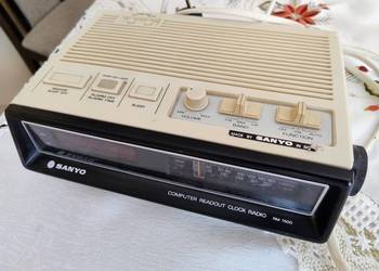 Radio-budzik firmy SANYO