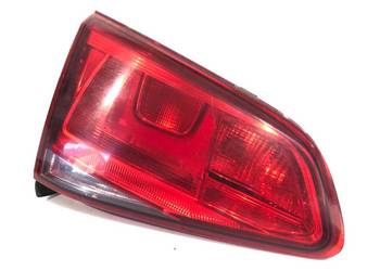 LAMPA TYŁ LEWA WEWNĘTRZNA VW GOLF VII 5G0945093AC Hatchback ŚWIATŁO