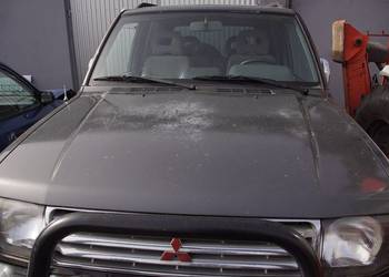 MASKA MITSHUBISHI PAJERO 1996