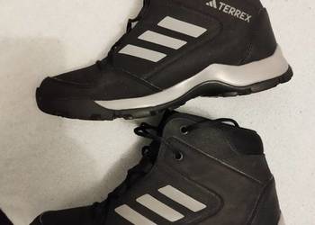 Młodzieżowe buty trekkingowe adidas 38,5