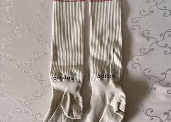 Getry piłkarskie adidas Originals Vintage 90s białe czerwone paski skarpety