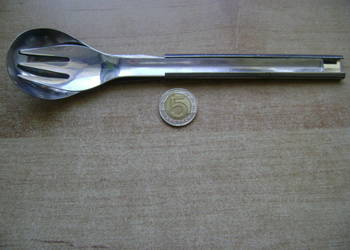 Starocie z PRL - Turystyka = Niezbędnik Made in Tajwan sprawny