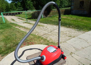 Bosch odkurzacz workowy, turbo szczotka, super stan.