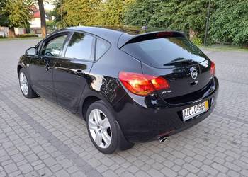 OPEL ASTRA J 1.4 TURBO / stan bdb sprowadzony