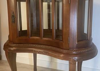 Drewniana herbaciarka barek w stylu retro