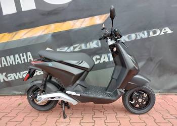 Piaggio One 2022