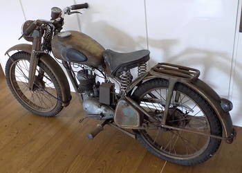 motocykl MOSKWA 125
