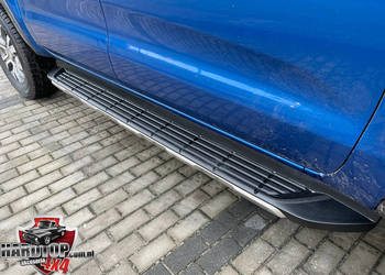 Progi Ford Ranger Oryginalne Nowe Czarne Stopnie