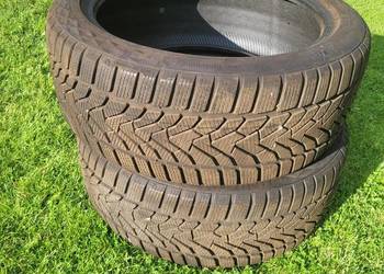 Opony zimowe Uniroyal  225 45 R18