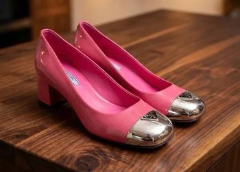 Prada Baleriny Czółenka Skóra 38