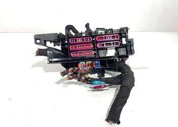 SKRZYNKA BEZPIECZNIKÓW AUDI A4 B9 8W0971845AJ Kombi 2.0 150KM MODUŁ