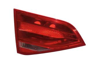 LAMPA TYŁ  W KLAPĘ LEWA SEDAN   Audi A4 IV (2008-2015) B8