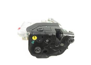 ZAMEK LEWY TYLNY AUDI A4 B7 8E0839015AB