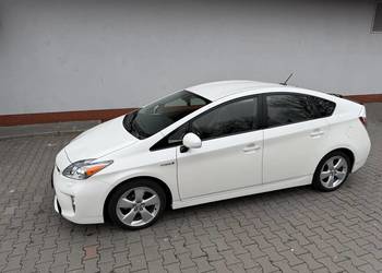 Toyota Prius III hybryda 1.8 2015r