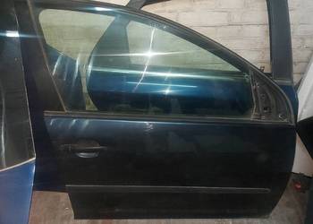VW GOLF V 5 DRZWI PRAWE PRZÓD