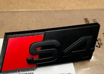 Emblemat na przód znaczek czarny logo S3 S4 S5 S6 S7 S8
