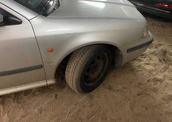 SKODA OCTAVIA I BŁOTNIK PRAWY PRZÓD