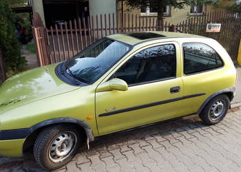 Opel Corsa B 1,2 16V 1999 rok. 2 właściciel.hak szyberdach