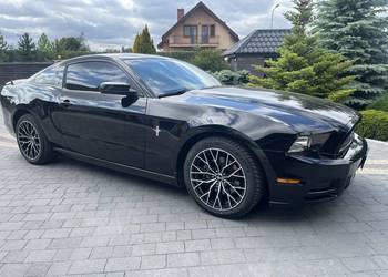 Ford Mustang 3.7 2013 r