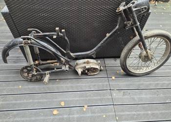 Jawa mustang 50 rama silnik