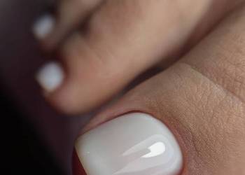 Manicure & Pedicure – zadbane dłonie i stopy to Twoja wizytówka!
