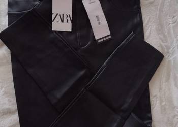 Zara Sk\u00f3rzane spodnie czarny Ekstrawagancki styl Moda Spodnie Skórzane spodnie 