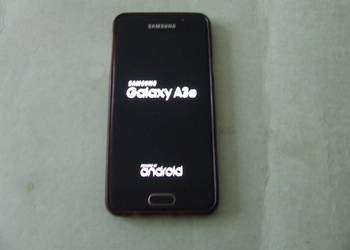 Telefon Samsung Galaxy A3 6