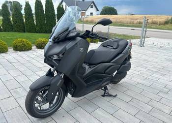 YAMAHA X MAX