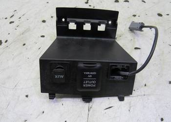 GNIAZDO USB AUX CIVIC IX