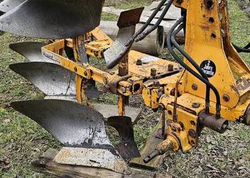 Pług Huard Kuhn 3 skibowy obrotowy ( nie lemken rabe kverneland )
