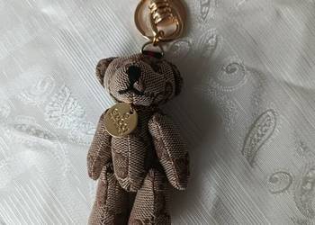 Brelok luksusowej marki Gucci - przypięcie na karabinek