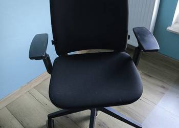 Krzesło Steelcase amia