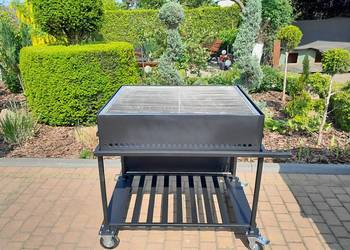 grill ogrodowy węglowy palenisko
