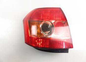 LAMPA PRAWA TYLNA TOYOTA COROLLA E12 8155002300