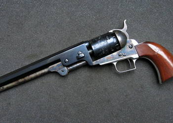 Orginalny Colt Navy 1851 produkcji USA
