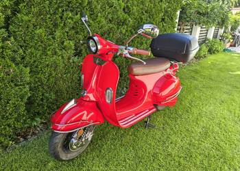 Skuter Elektryczny marki Sakura 2000