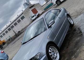 ​BMW E46 w wersji Coupe z 2003 roku. Samochód odpala