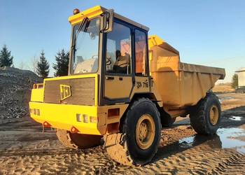 Wozidlo JCB 716
